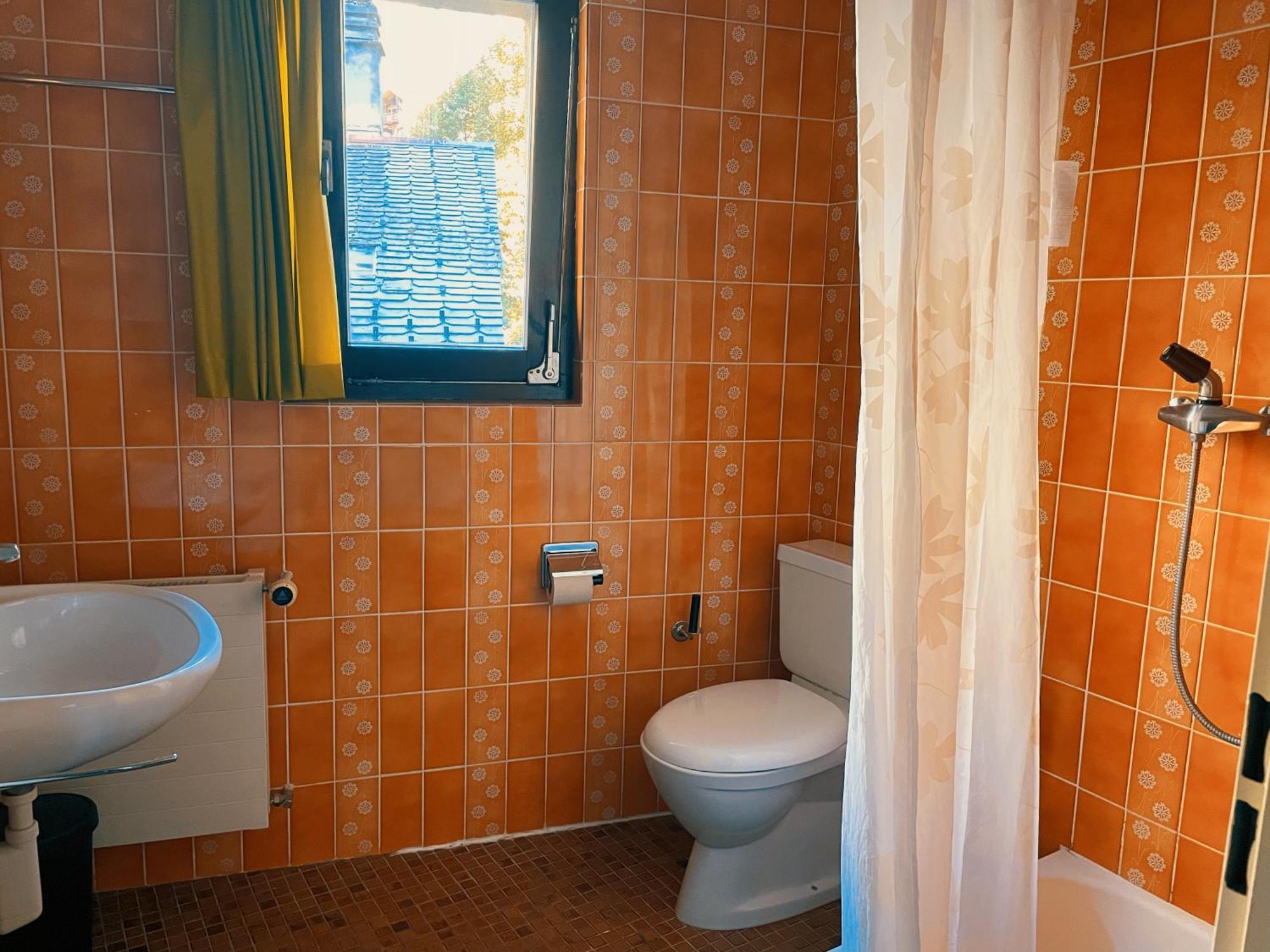Hotel Gemmi Leukerbad Zimmer foto